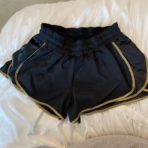 Lululemon black workout shorts
